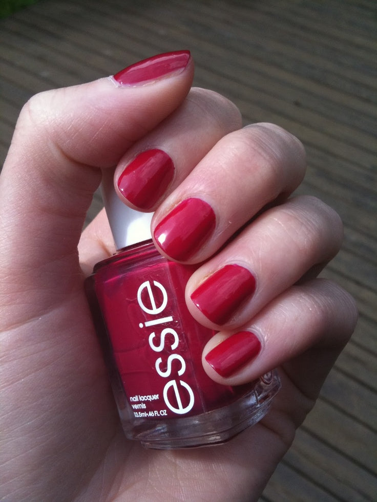 Essie Nail Polish Plumberry 292